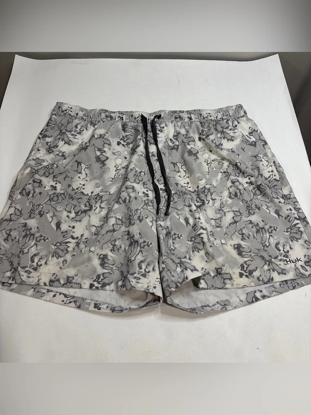 HUK Pursuit Volley Shorts Men’s XL Swimming Trunk Harbor Mist Brief Lined